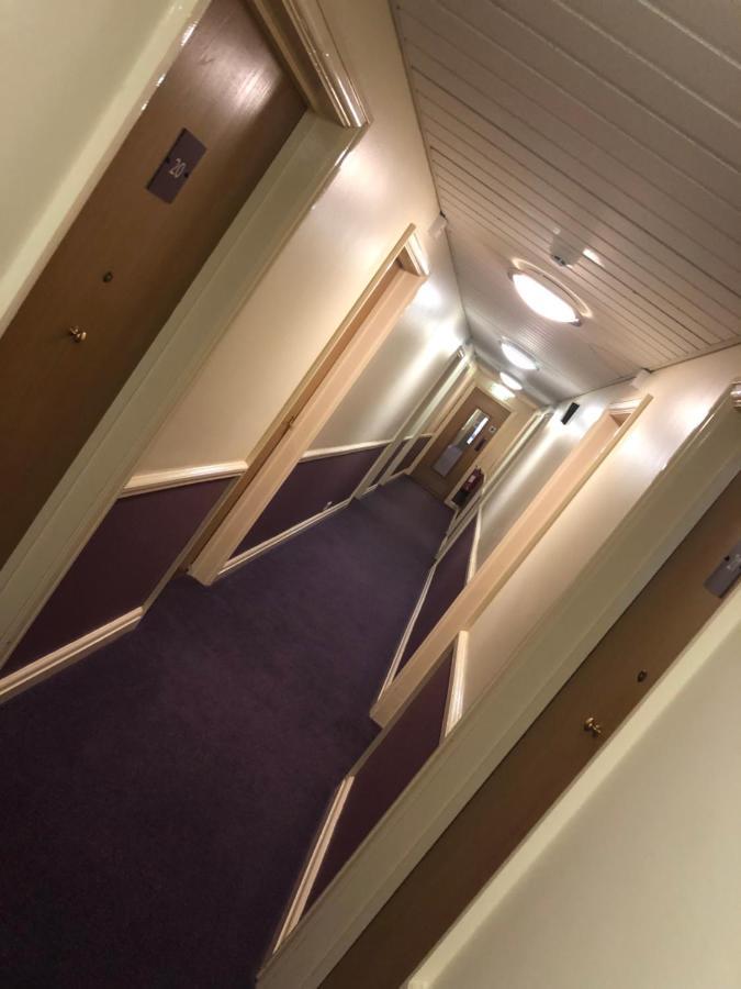 Purple Roomz Preston South Exterior photo